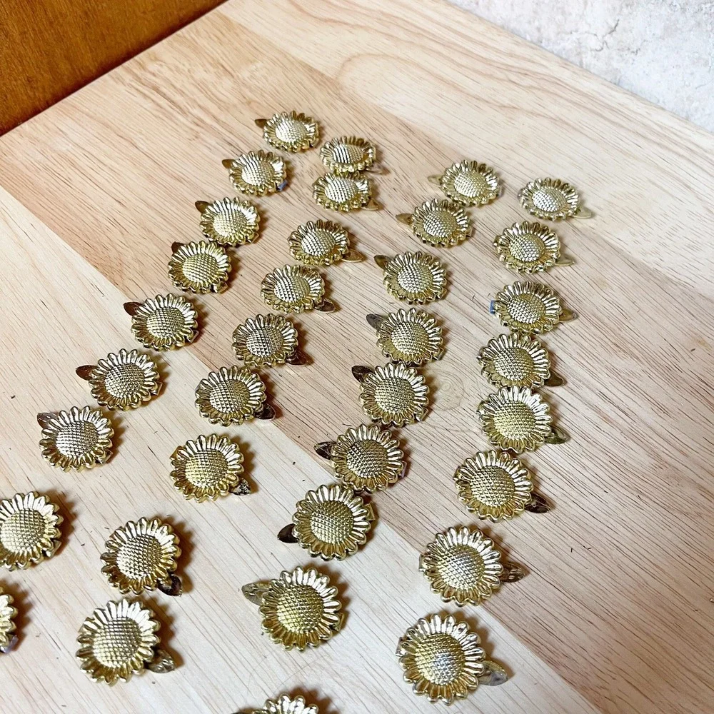 Vintage 80s 90s Gold Sunflower Plastic Snap Tight Hair Barrettes Shiny Goody